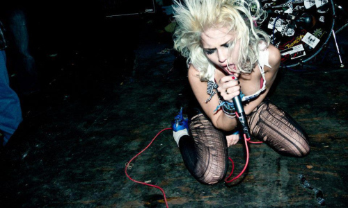Barb Wire Dolls: Objev punkové scény míří do M-klubu 